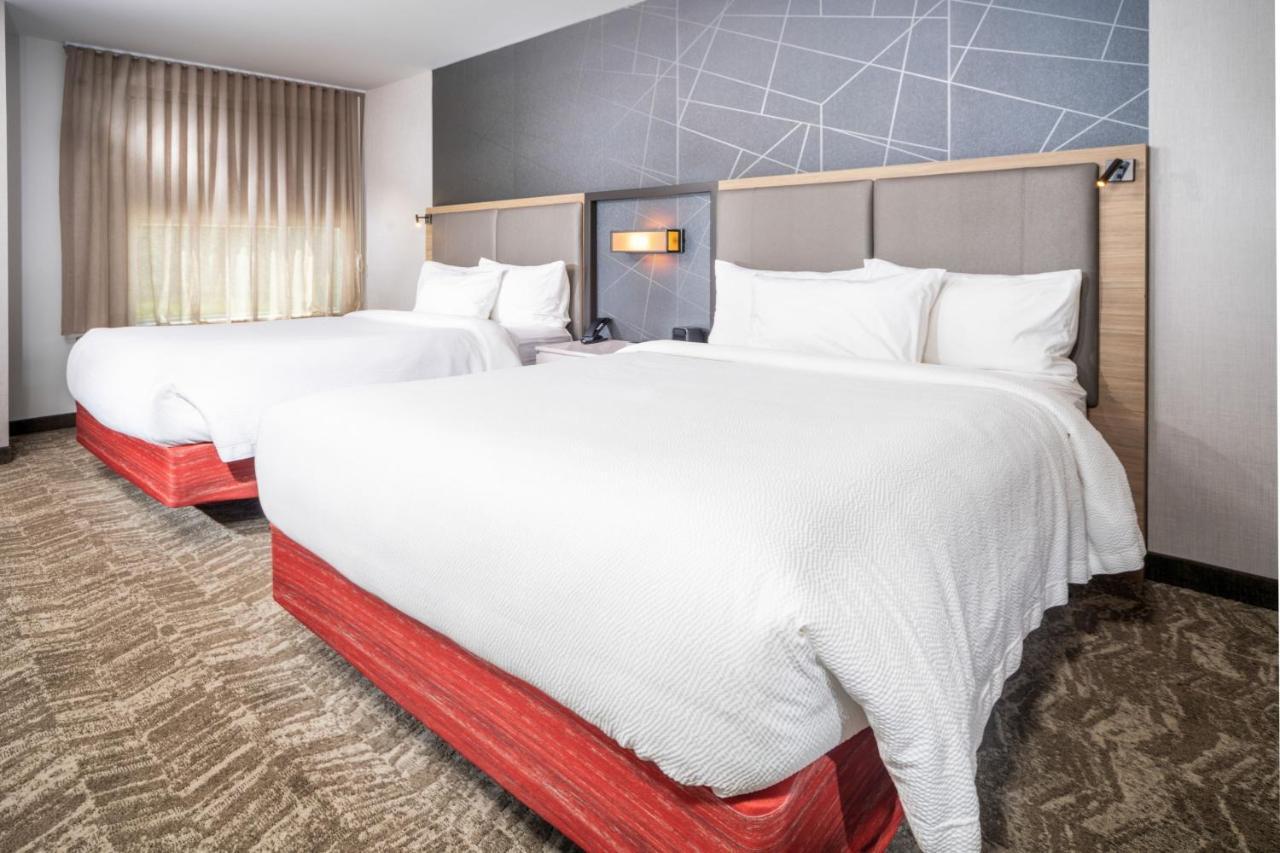 Springhill By Marriott Hotel