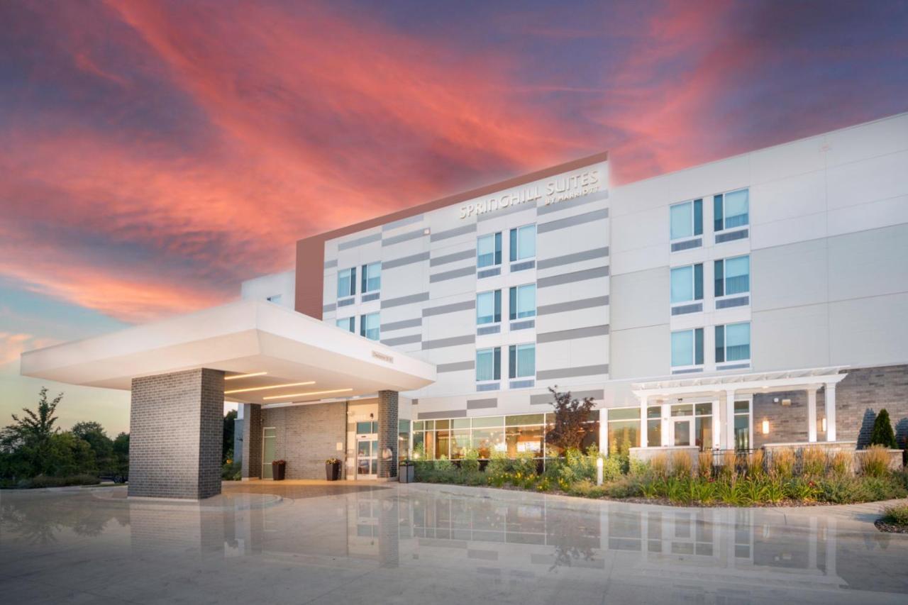 Springhill By Marriott Hotel