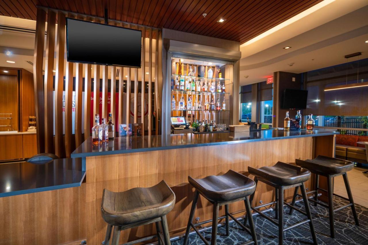 Springhill By Marriott 3*